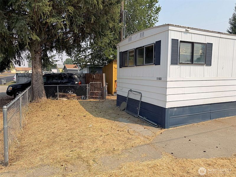 2nd image of 1103 3rd Street