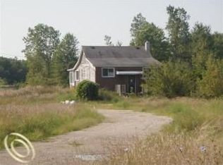 5505 Remer Rd, China, MI 48054