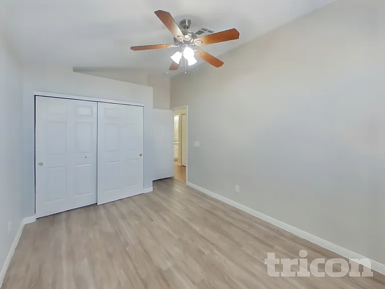 7020 Overhill Ave — Photo 12