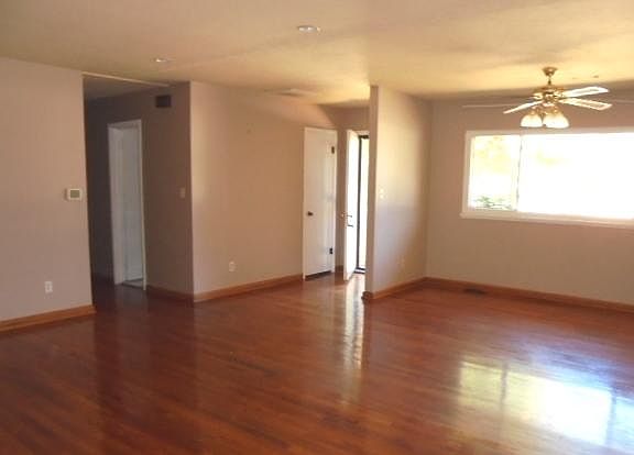 2nd image of 2102 Harvard Ave
