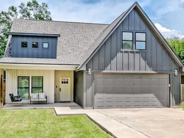 220 Pine St, Port Neches, TX 77651
