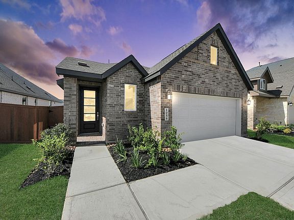 5th image of 1058 Blue Stone Dr