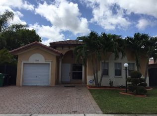 15464 SW 12th Ter, Miami, FL 33194