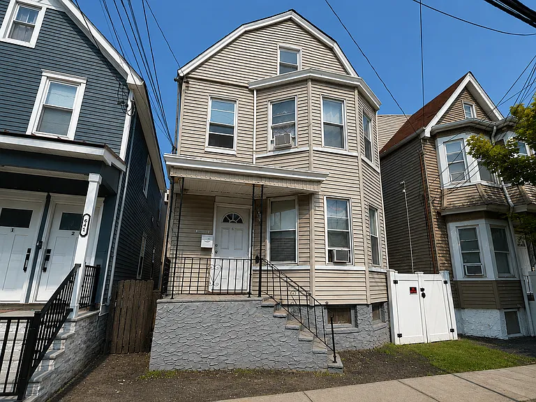639 S 10th St #3 — Photo 8