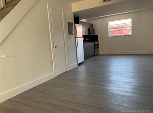 420 SW 2nd St APT 3, Miami, FL 33130