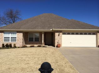 3903 W Amour Dr, Rogers, AR 72758