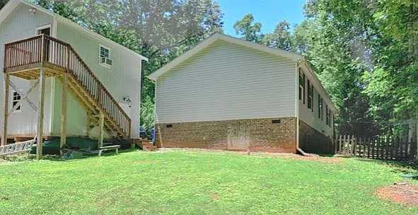 3 bed, 1500 sqft, $1,875 — Photo 3