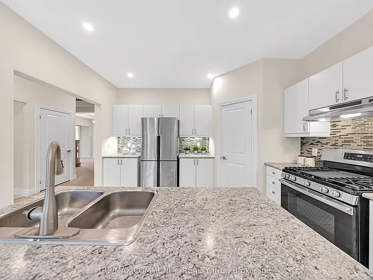 78 Alcorn Dr — Photo 23