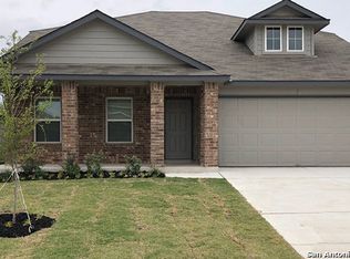 1025 Dumfries Dr, Seguin, TX 78155
