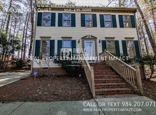 8 Teakwood Ct, Durham, NC 27713