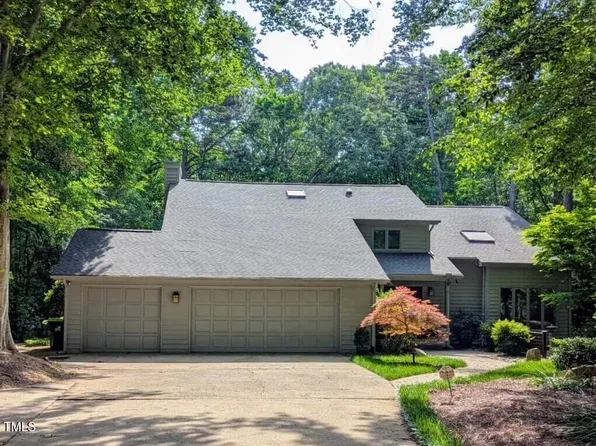 10044 Old Warden Rd, Raleigh, NC 27615