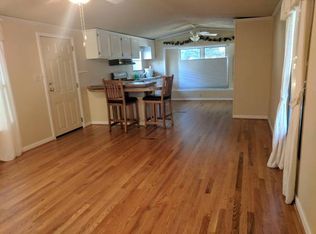 70 Boren Ave, Wauconda, IL 60084