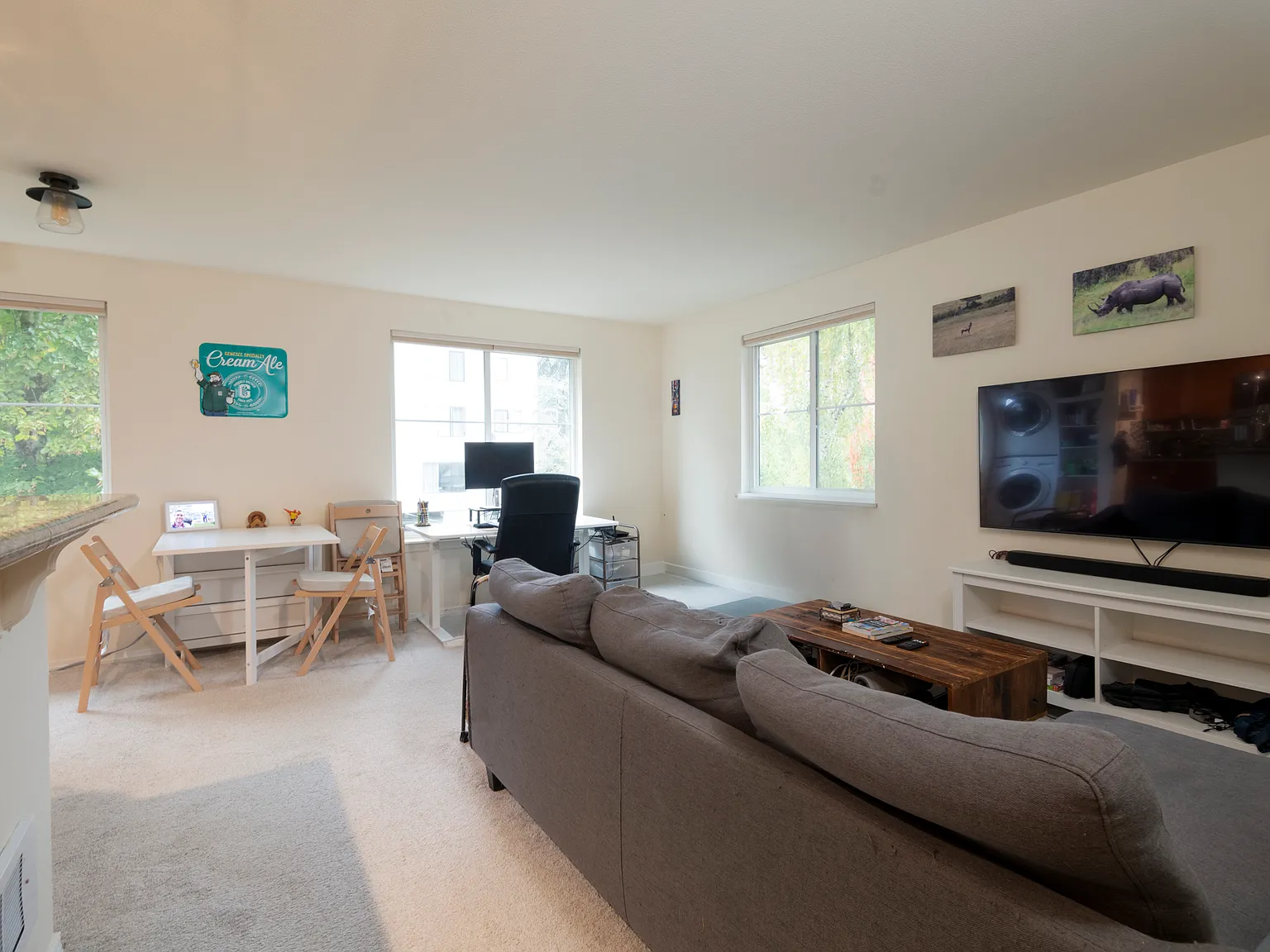 2 bed, 985 sqft, $2,990 — Photo 3