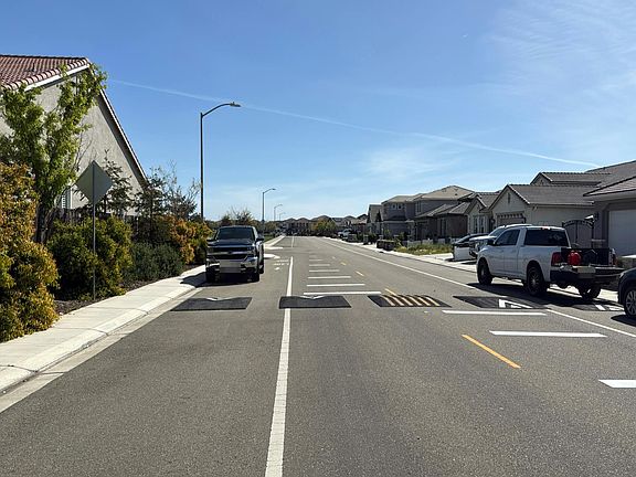 4th image of 1286 Heartland Dr