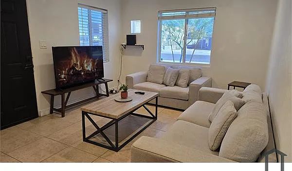1920 W Mulberry Dr — Photo 15