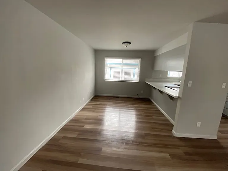 739 Taylor St — Photo 9