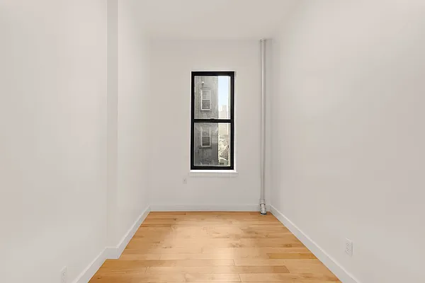 Rented by Compass | media 21