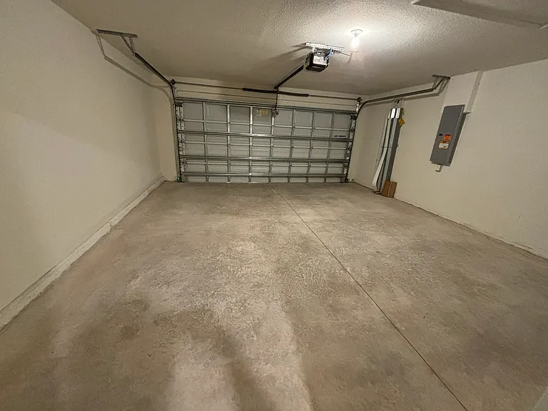 1542 Log Ln — Photo 15