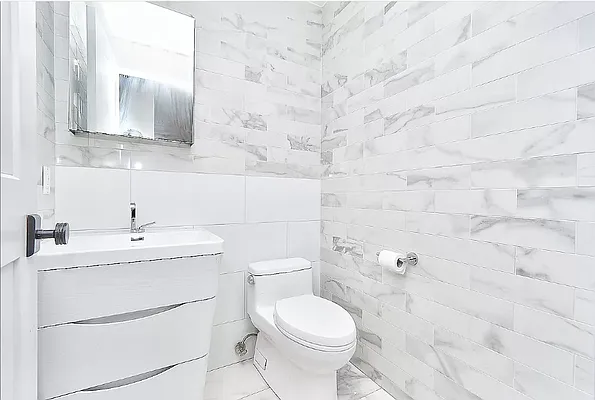 Rented by REAL New York | media 16