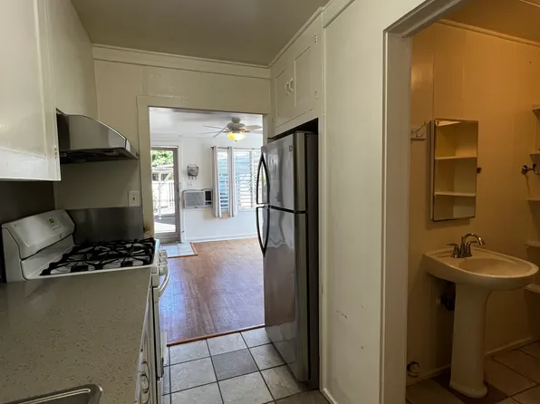 2242 Fern St Unit 1, Honolulu, HI 96826