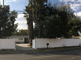 9009 Aqueduct Ave, North Hills, CA 91343