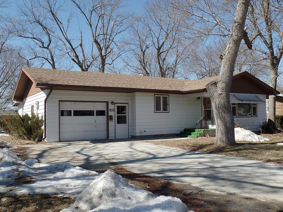 1st image of 703 J Ave