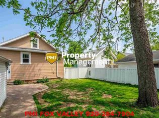 429 W 6th Ave, Oshkosh, WI 54902