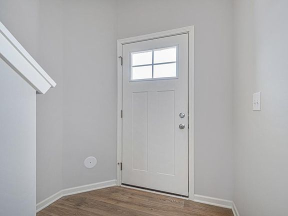2nd image of 4658 Glen Haven Dr