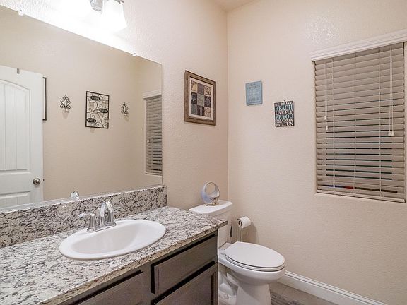 5th image of 3740 Jardin Way
