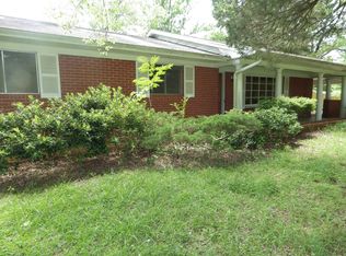 114 Seville Pl, Starkville, MS 39759