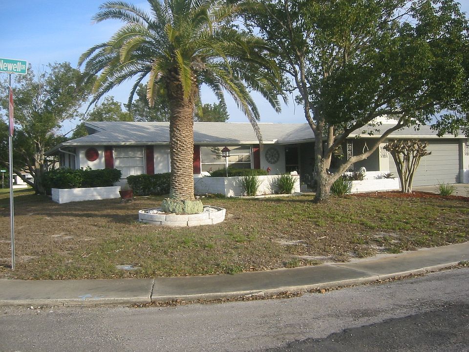 2nd image of 11704 Newell Dr