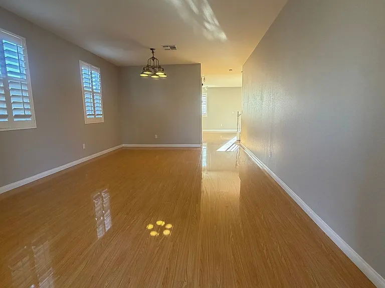 10085 Natchez Trace St — Photo 3