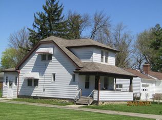 223 Maple Dr, Columbus, OH 43228