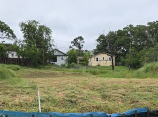 417 E Texas St, Denison, TX 75021