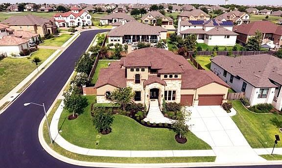 2nd image of 4534 Sansone Dr