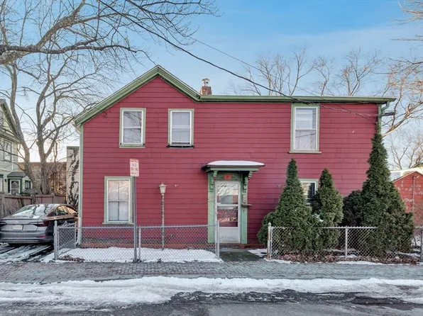 54 Bellis Cir, Cambridge, MA 02140