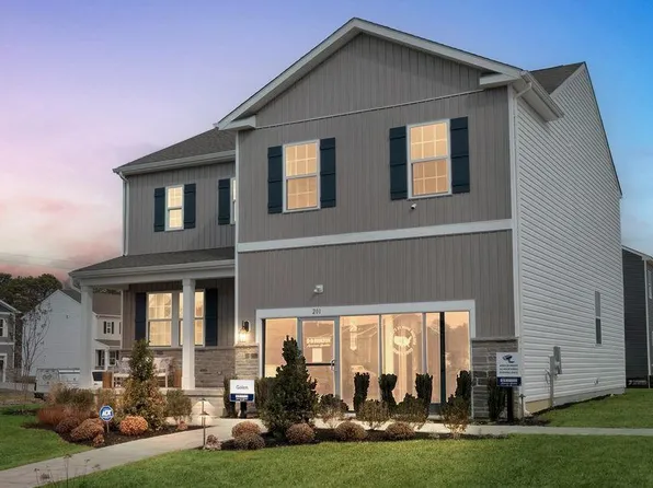 147 Malibu Dr, Egg Harbor Township, NJ 08234