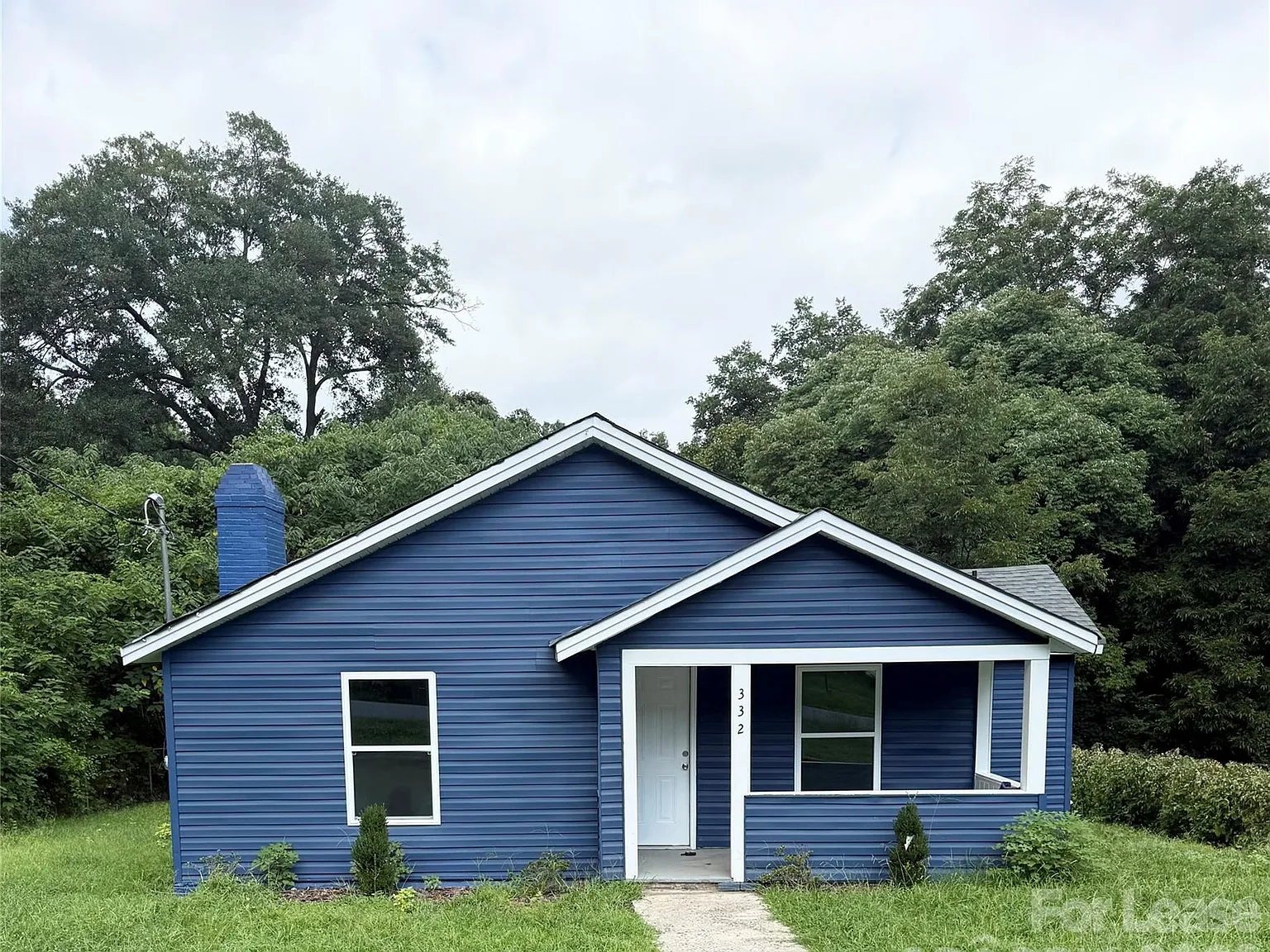 3 bed, 1.0 bath, 1059 sqft, $1,750 — Photo 1