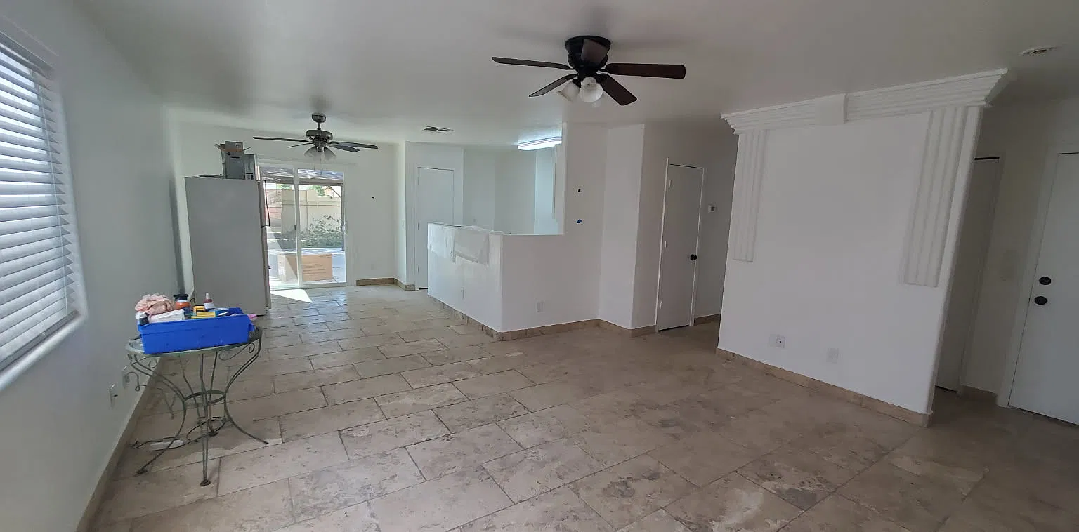 3 bed, 1300 sqft, $1,900 — Photo 1