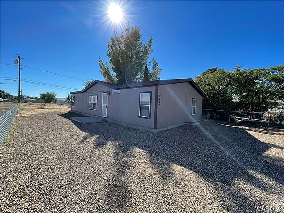 3rd image of 2300 E Ames Avenue
