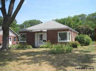 2036 Morningview Rd, Dubuque, IA 52001