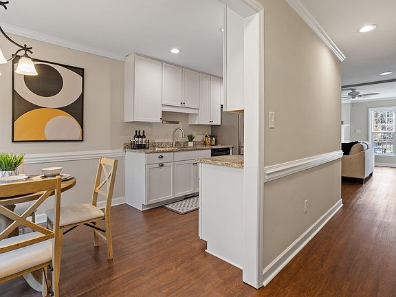 5th image of 4619 Hershey Ct