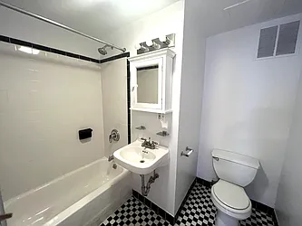 Rented by Best Apartments North Inc