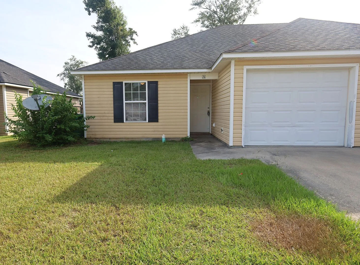 1728 Eli PL (HVP) — Photo 1