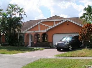 15988 E Wind Cir, Fort Lauderdale, FL 33326