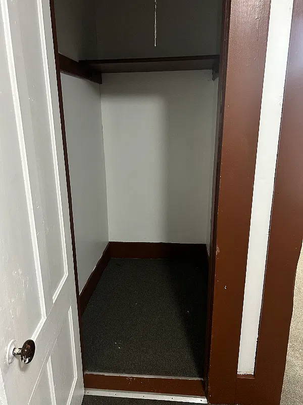 1 bedroom apartment — Photo 2