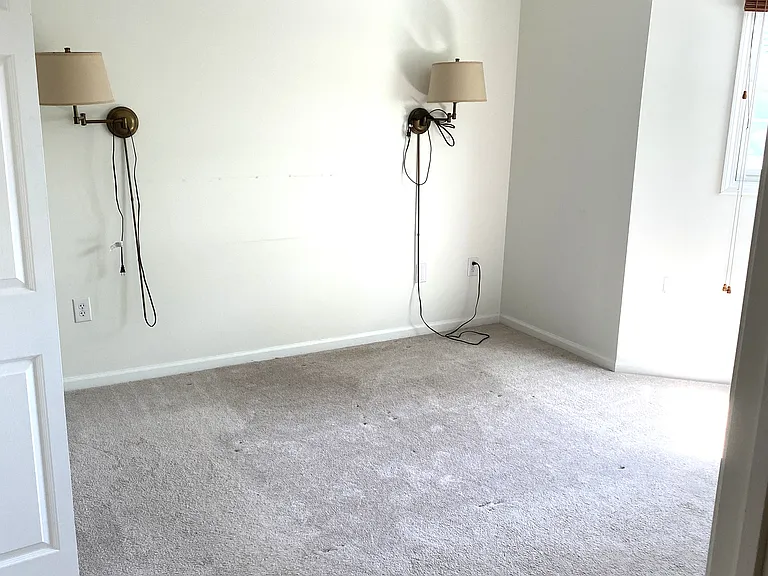 634 W 2nd St #306 — Photo 16