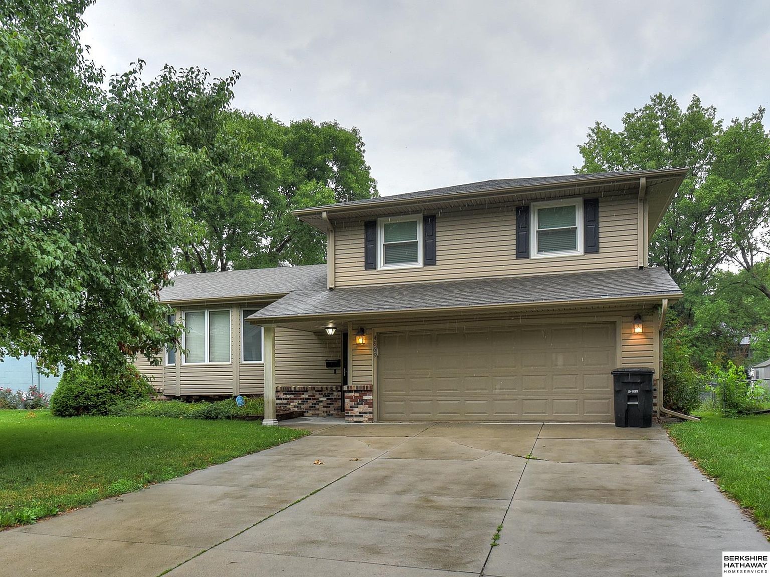 4869 S 93rd Ave, Omaha, NE 68127 Zillow