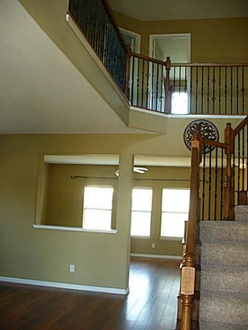 1st image of 3321 Hoover Dr