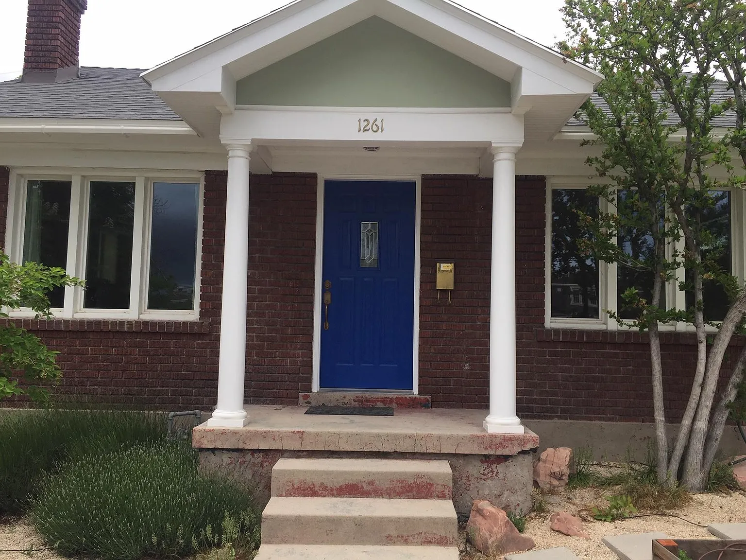 1261 E Colonial Pl — Photo 2